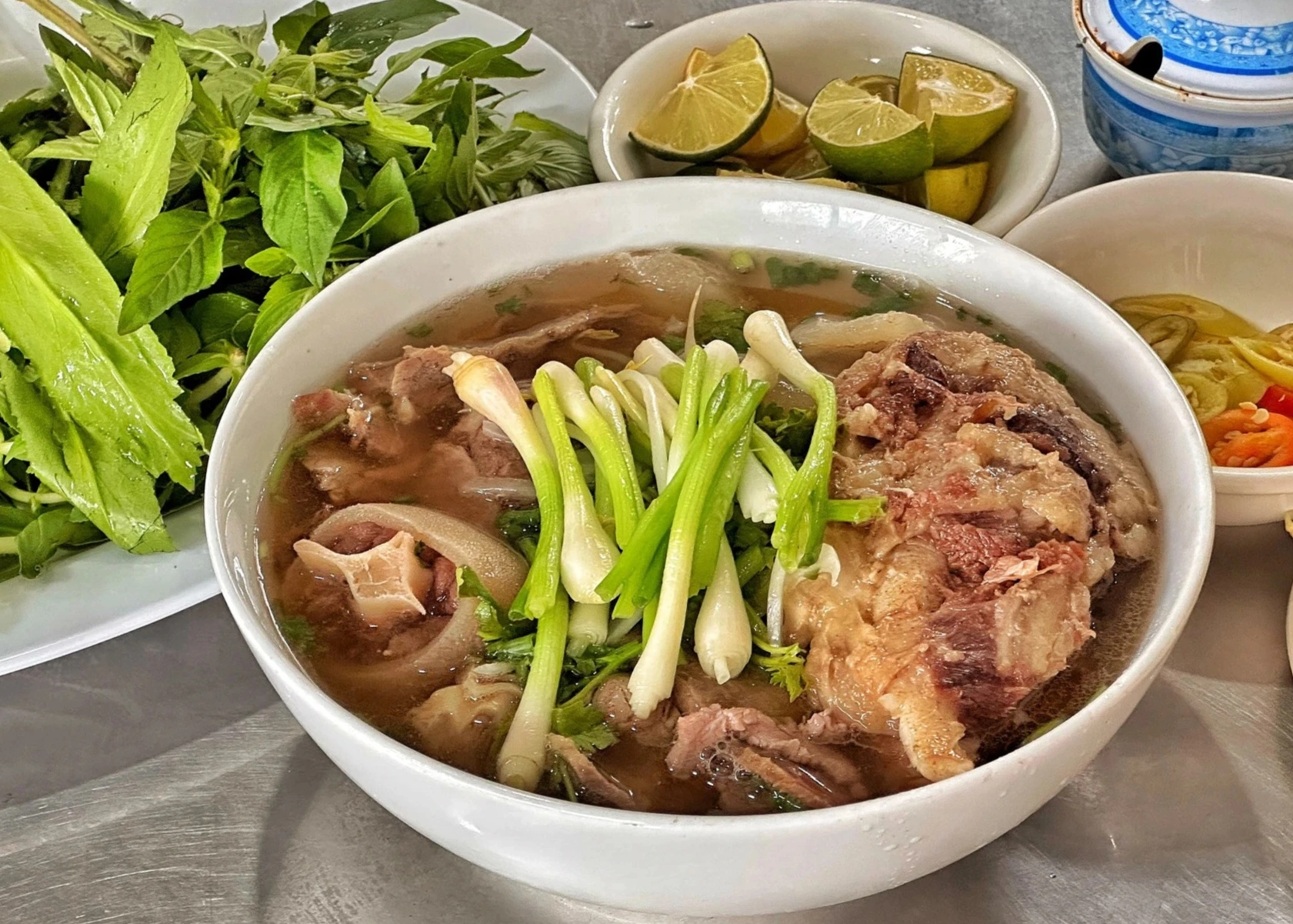 Món ăn Việt Nam duy nhất trong danh sách 100 món ăn ngon nhất thế giới- Ảnh 2.