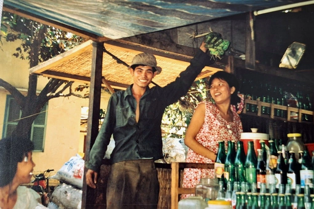 Khách Anh kể hành trình khám phá Việt Nam 'siêu thực' vào năm 1994- Ảnh 1.