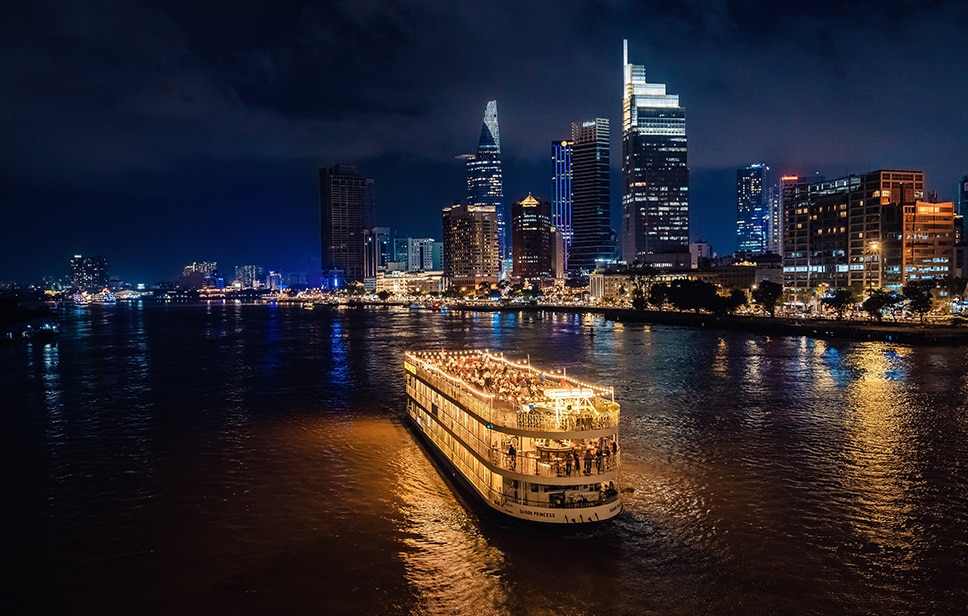 Thành phố Hồ Chí Minh – Đô thị sôi động
