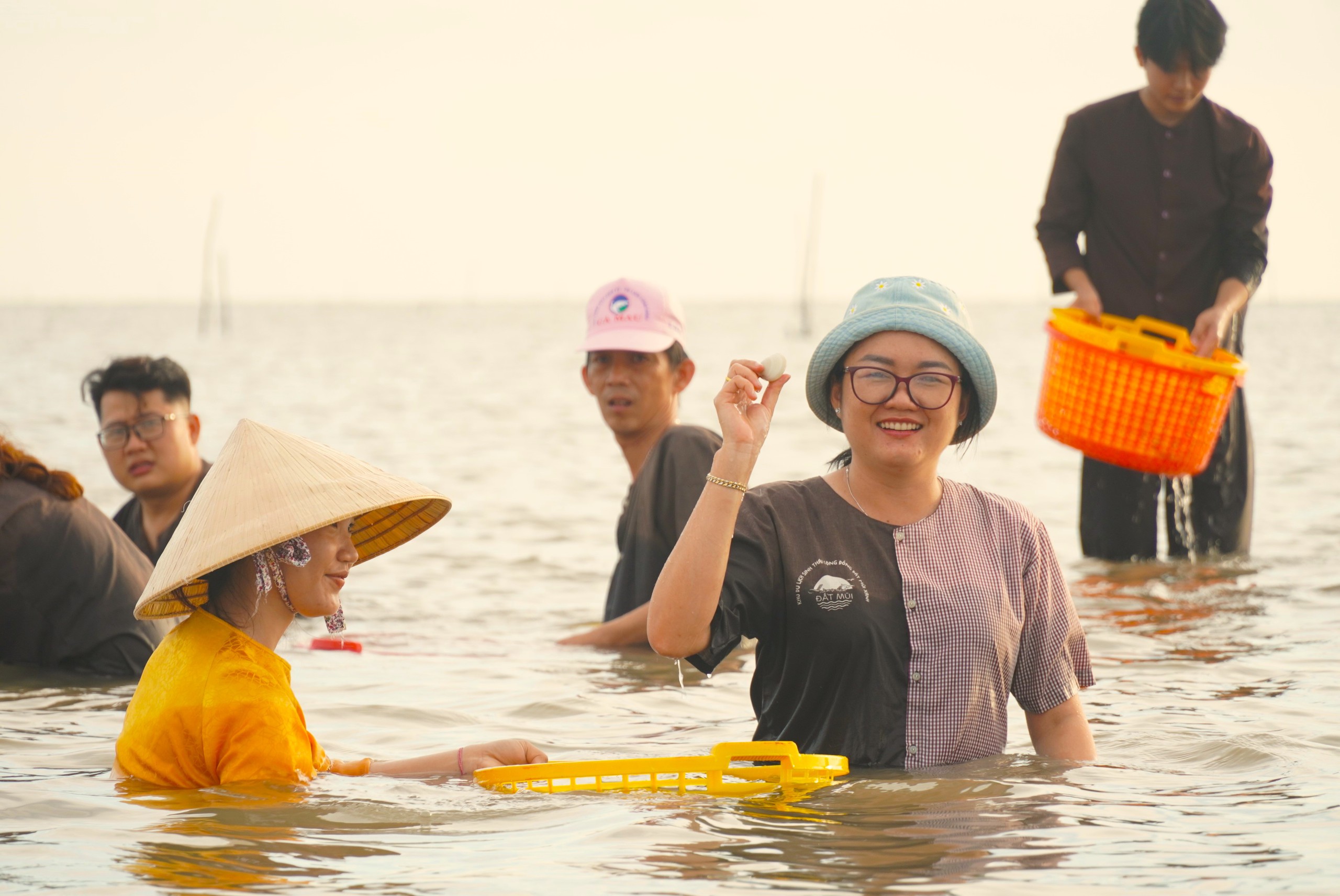 Khám Phá Đất Mũi Vào Những Ngày Đầu Năm Mới - Ảnh 9.