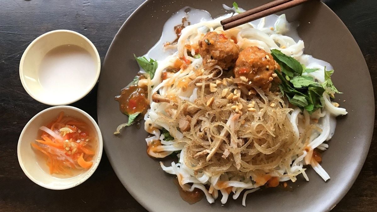 Bánh tằm bì Cần Thơ: Món ngon miền Tây làm say lòng thực khách