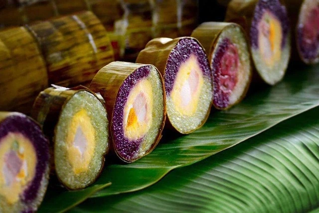 Bánh tét - Món ăn truyền thống trong dịp Tết