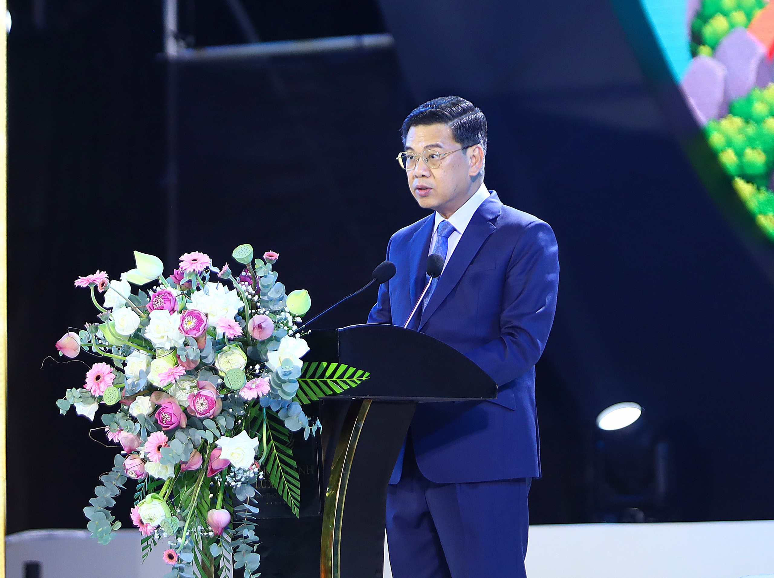 TP.HCM và ĐBSCL Hợp Tác Quảng Bá Du Lịch và Thương Mại - Ảnh 4.