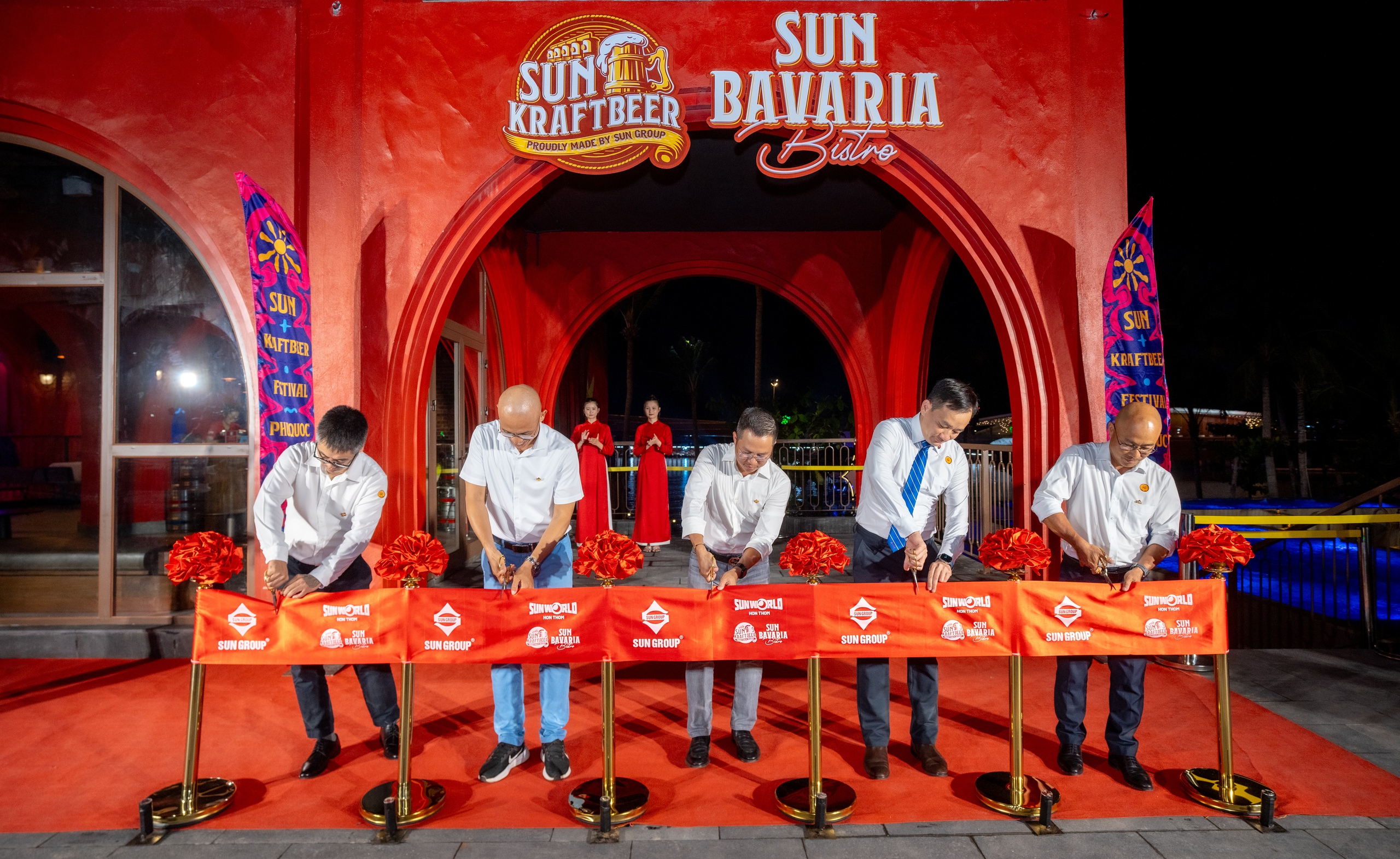 Khám Phá Sun Bavaria Bistro: Vũ Hội Bia Đức Tại Phú Quốc - Ảnh 1.