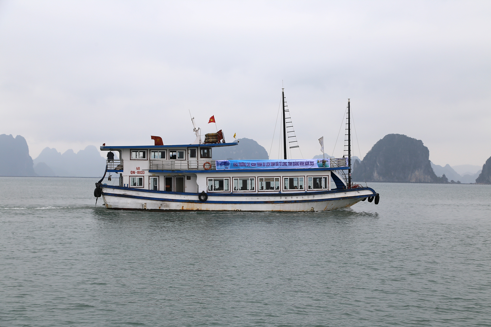 Khám Phá Vịnh Bái Tử Long - Ảnh 2.
