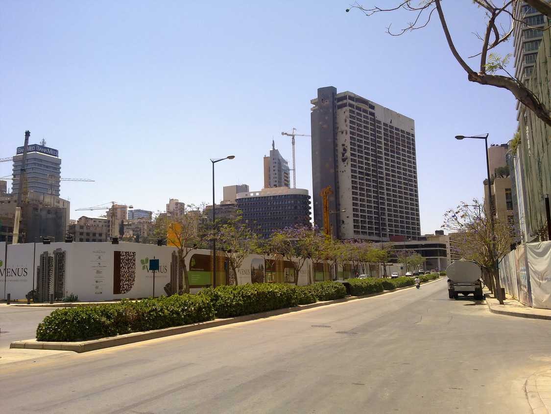Khách Sạn Holiday Inn Beirut