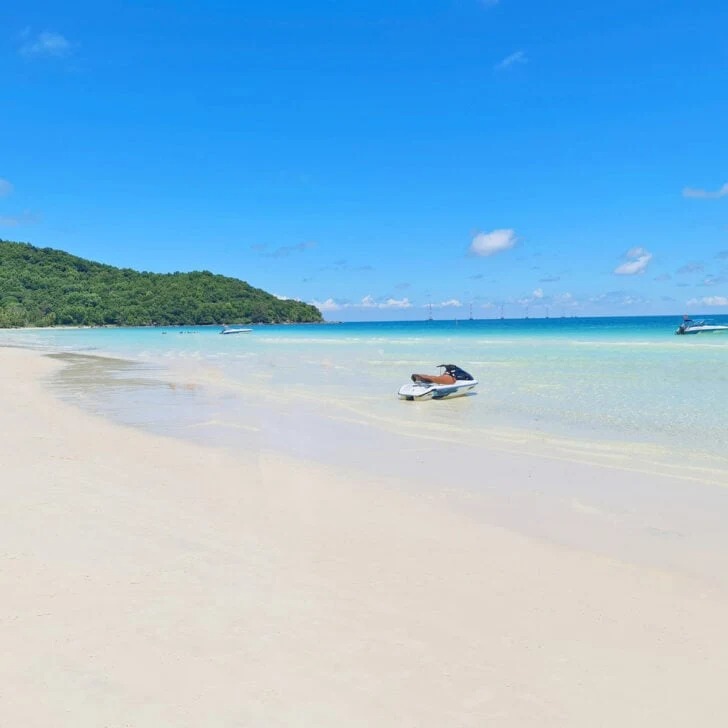 Khám phá Phú Quốc thiên đường ẩn mình Hawaii Việt Nam với bãi biển tuyệt đẹp - Ảnh 1.