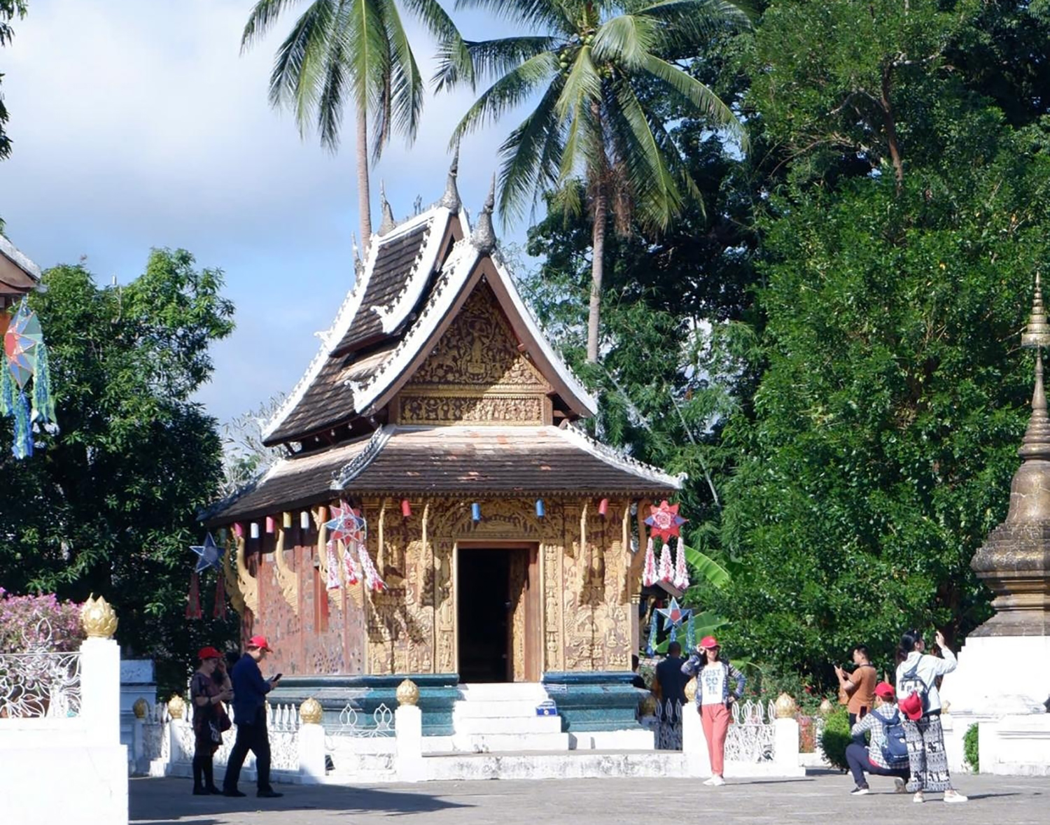 Khám Phá Nét Đẹp Yên Bình Của Lào Vào Cuối Năm - Ảnh 5.
