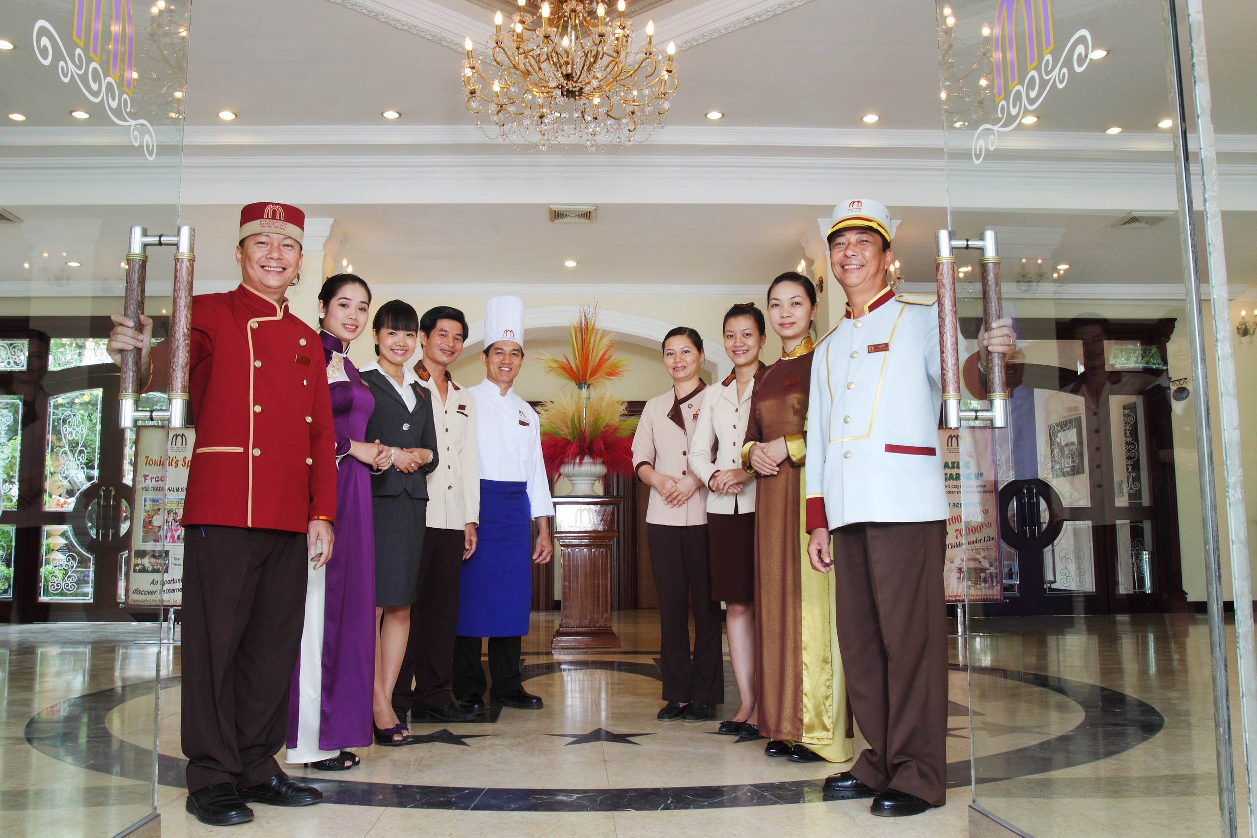 Khách sạn Huế vinh dự nhận giải thưởng Top 200 Sao vàng Đất Việt 2024 - Ảnh 3.