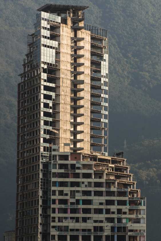 Trung Tâm Financiero Confinanzas